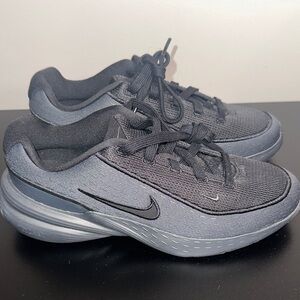 Nike Anthracite Running Shoes 7Y or women’s 8.5-9. New!